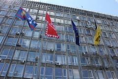 У Вінниці з нагоди затвердження безвізового режиму урочисто підняли прапор Євросоюзу та прапор України