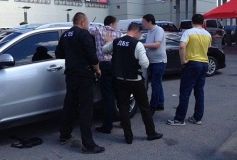 У Вінниці патрульний поліцейський разом з посередником вимагав хабаря 500 доларів за нескладання протоколу