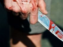 Жорстоке вбивство на Київщині: чоловік зарізав дружину, а тіло намагався спалити