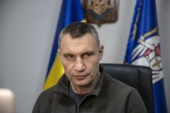 Кличко: "Над Києвом збили 10 ракет. Є пошкодження електромереж"