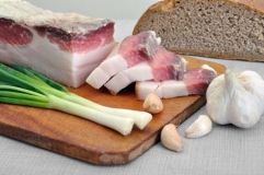 Сало омолоджує і лікує