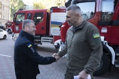 Кличко: Київ передав ДСНС іще три нових найсучасніших пожежних авто, які отримав від німецьких та польських партнерів