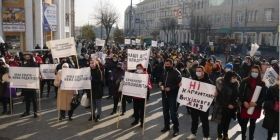 У Вінниці підприємці вийшли нa протест проти кaрaнтину «вихідного дня» (ВІДЕО)