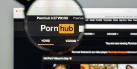 Українська податкова служба штрафує PornHub за ухилення від "Податку на Google"