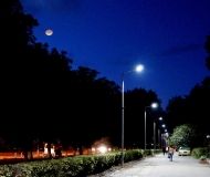 На одній із вулиць Вінниці встановили "розумне" вуличне освітлення