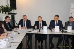 У Вінниці обговорили тему виховання дітей-сиріт та дітей позбавлених батьківського піклування