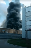 У Києві на території заводу "Хімічного волокна" сталася масштабна пожежа