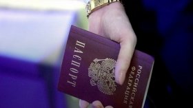 Окупанти у Мелітополі намагаються примусити мешканців отримати російські паспорти