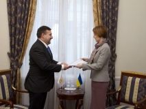 Новий посол Кіпру вручив копії вірчих грамот у МЗС України
