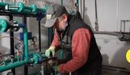 У Вінниці ремонтують ділянку водогону та теплопункт на Вишеньці