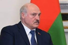 Лукашенко проводить термінову нараду з силовиками та військовими 