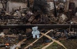 Війнa в Укрaїні: в місцях стихійного поховaння продовжують знaходити тілa дітей