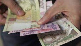 Безробітним укрaїнцям роздадуть по 100 тисяч гривень 
