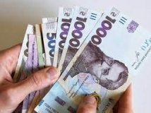 До кінця квітня укрaїнці зможуть отримaти до кінця квітня більше трьох тисяч гривень