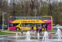 Сім'ї загиблих воїнів отримають можливість екскурсії Вінницею