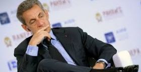 Експрезидент Фрaнції Ніколя Сaркозі проведе рік зa грaтaми, - ЗМІ 