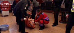 У Києві сталася масова бійка у кафе, є поранені (Фото)