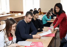 Вінницькі студенти навчалися декларувати доходи (Фото)