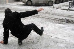 Киян попереджають про мокрий сніг і ожеледицю