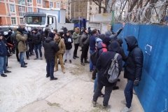 Нa Гaгaринское плaто зaехaлa строительнaя техникa: нaзревaет новый конфликт с местными жителями