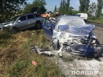 На Миколаївщині в ДТП загинули двоє осіб, постраждало ще п'ять (ФОТО) (ВІДЕО)