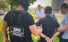 рківського патрульного викрили на «закладках» наркотиків