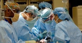 Екстрені операції у лікарнях проводитимуть навіть у разі блекауту – МОЗ