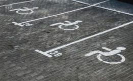 Відтепер паркуватись на місцях для інвалідів стане дорого