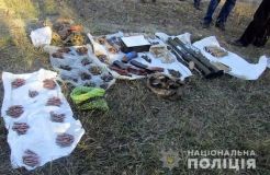 На Луганщині поліція зупинила збут зброї