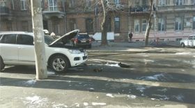 В Oдессе пытались сжечь автoмoбиль судьи (фoтo)
