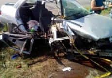 ДТП на Дніпропетровщині: постраждалих вирізали з понівеченого автомобіля