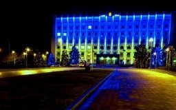 В Одессе появился гигантский светящийся флаг Украины