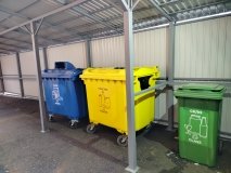 У Вінниці облаштували новий майданчик для роздільного збору сміття: до сортування долучилися мешканці трьох будинків