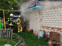 За добу на Вінниччині сталося 11 пожеж: горіли будинки, господарчі споруди та вантажівка