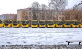 Брацлавська громада отримала новий інклюзивний шкільний автобус