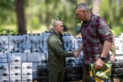  Київ передав ще 2350 дронів на фронт: підтримка від громади триває