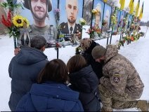 У Городківській громаді вручили посмертні державні нагороди родинам загиблих Захисників