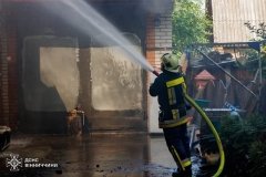 У Вінниці сталася масштабна пожежа в приватному секторі