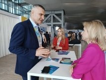 Київ розширює співпрацю з ЄІБ: нові вагони метро, тролейбуси та реконструкція лікарні — у планах на сотні мільйонів євро