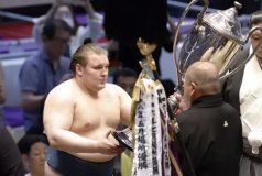 Вінничанин Данило Явгусишин став володарем Кубка Імператора на престижному турнірі з сумо в Японії