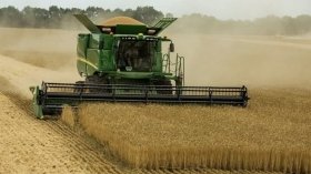 На Вінниччині аграрії вже зібрали майже 2,5 мільйона тонн зерна