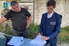 На Вінниччині суд розгляне справу адвоката та чиновників, яких підозрюють у рейдерстві земель померлих селян
