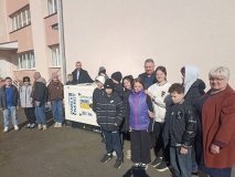 Томашпільський ліцей отримав генератор від Тайваню