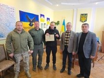 Захисника з Тульчина відзначили медаллю Міноборони за поранення