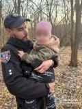 На Вінниччині поліцейський за пів години розшукав загубленого дворічного хлопчика