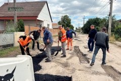 На вулиці Козацькій у Крижополі відремонтували дорогу