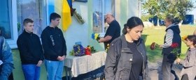 У Вапнярках відкрили меморіальну дошку на честь загиблого воїна Юрія Вишнівського