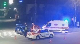  У Вінниці мотоцикліст проїхав на червоне та потрапив у ДТП