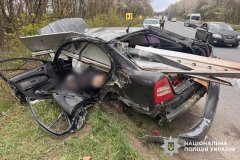 У Хмельницькому районі внаслідок ДТП загинув водій легковика