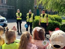 Безпека починається зі школи: понад 400 уроків від поліції для учнів Вінниччини